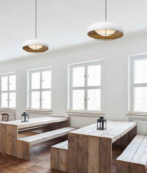 Lámpara blanco y oro