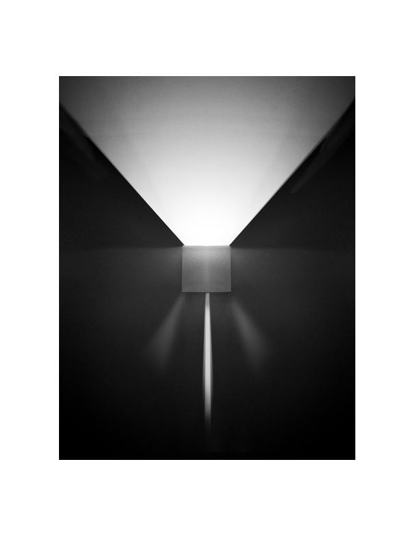 Aplique con Distinta Posición de Luz