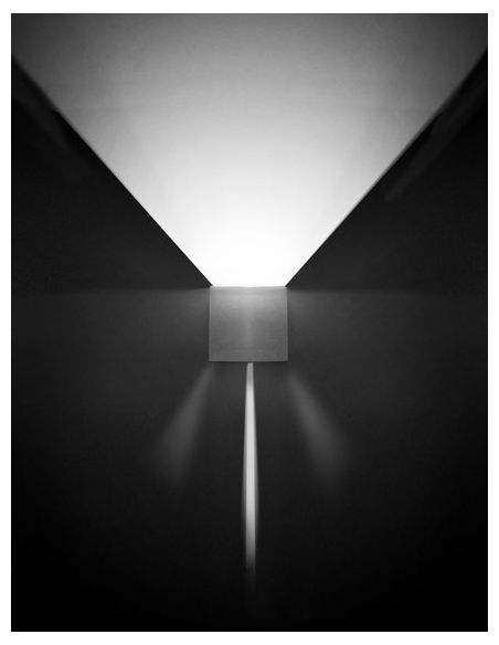 Aplique con Distinta Posición de Luz