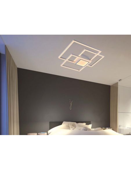 plafon led con mando que regula el color de la luz y la intensidad