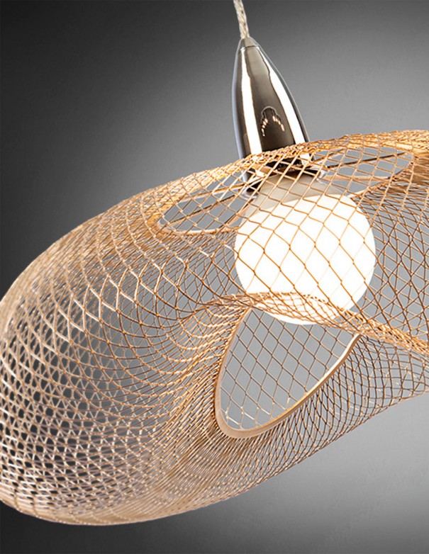 lampara metalica dorada schuller