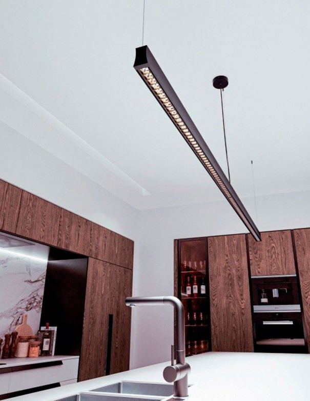 Mantra Hanok Módulo Lineal Negro 3000...