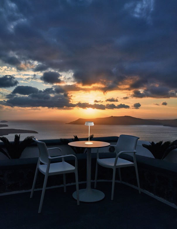 lampara portatil blanca relax