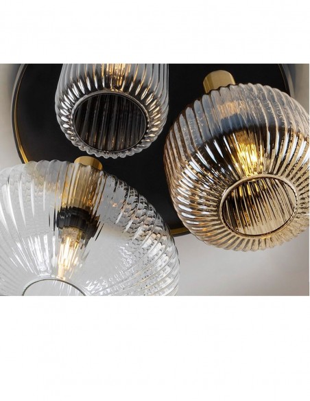 Lámpara Plafón negra y latón.