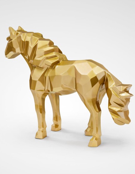 Figura poliédrica dorada de caballo
