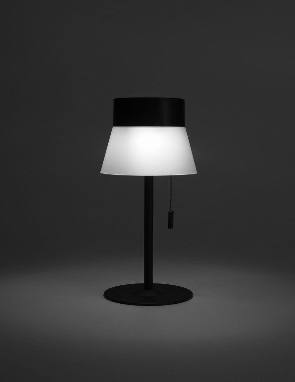 Lámpara con batería larga duración