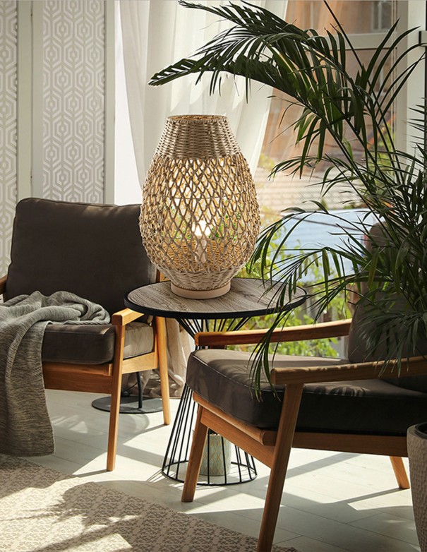 Lámpara mesa cuerda papel trenzado