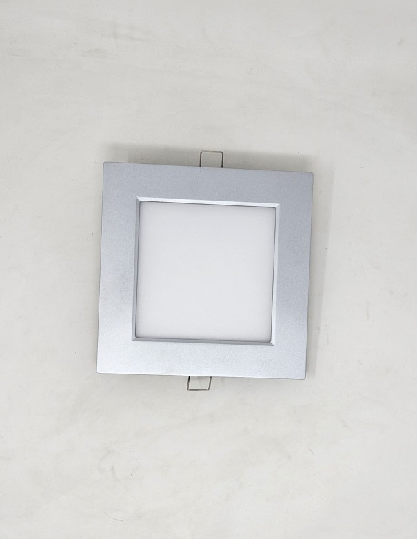 Empotrable Cuadrado Led 20 cm Plata