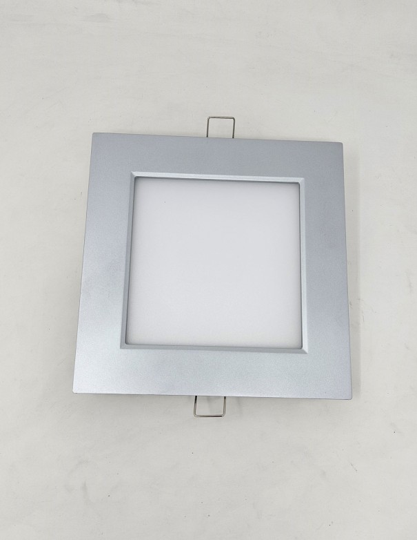 Empotrable Cuadrado Led 20 cm Plata