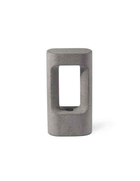 Balizas led de cemento.