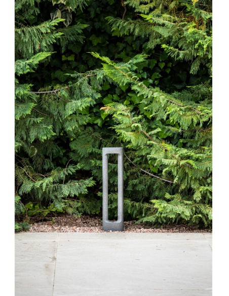 Balizas Led Ilumina Caminos de Cemento Gris