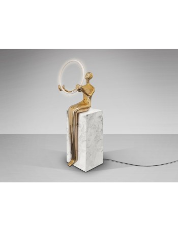 Gran figura oro con pedestal El Aro