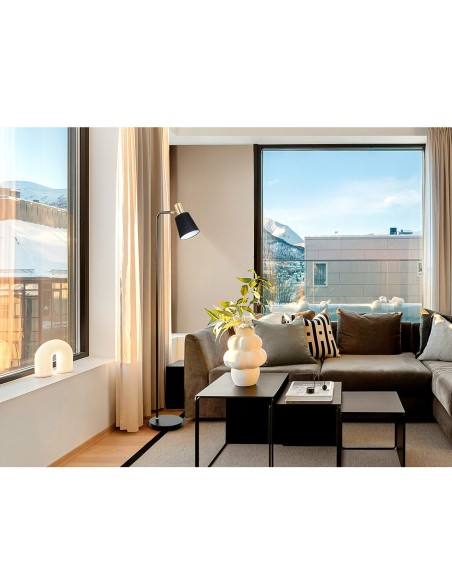 Gisela Schuller Pie de Salón